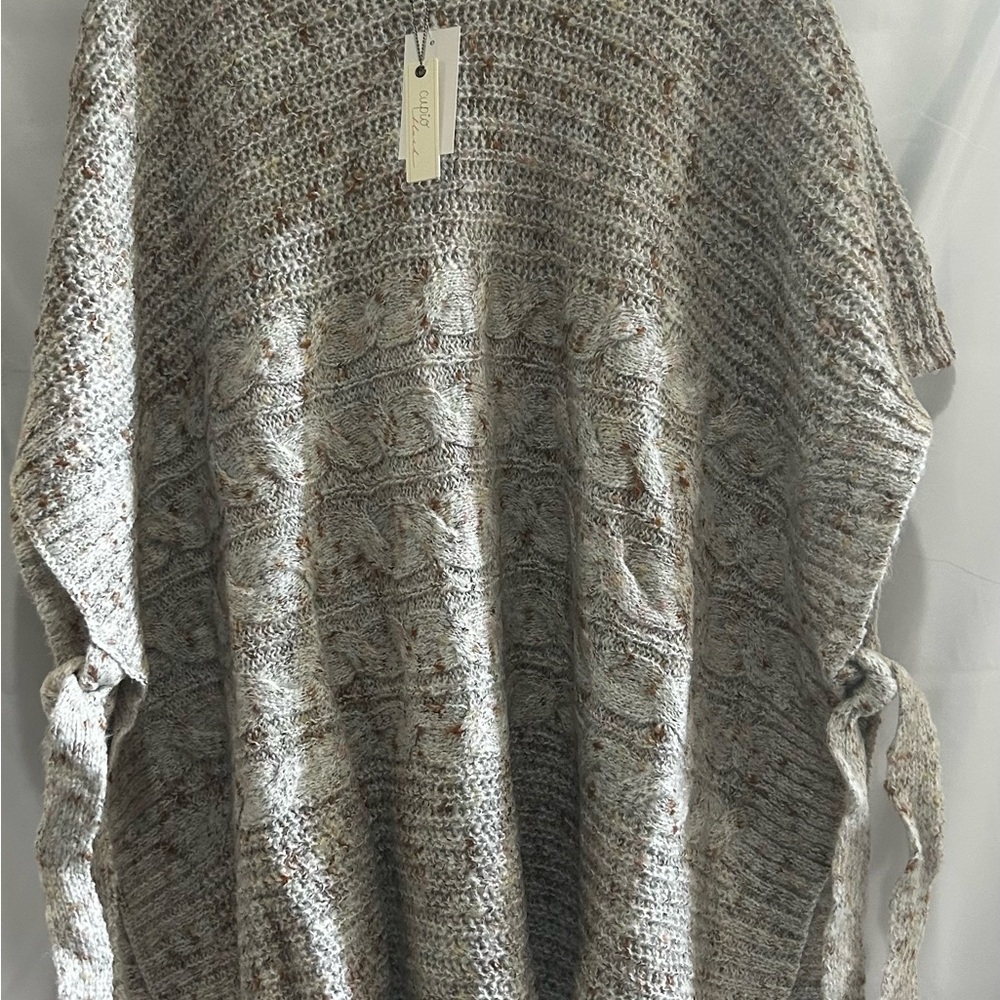 Cozy Knit Poncho in Gray